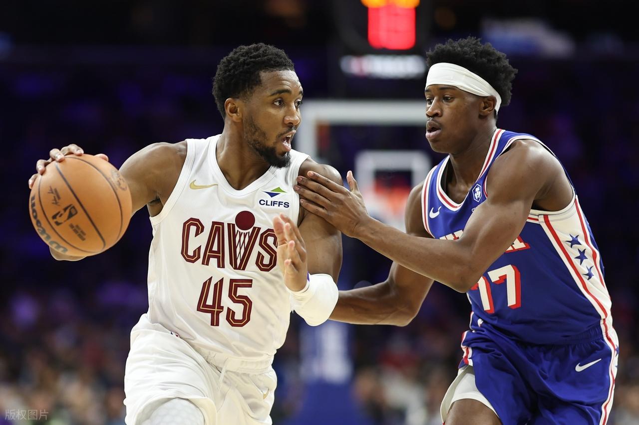 球天下体育-骑士三杀76人！泰森7个3分+39分，生涯新高！马克西对不起恩比德